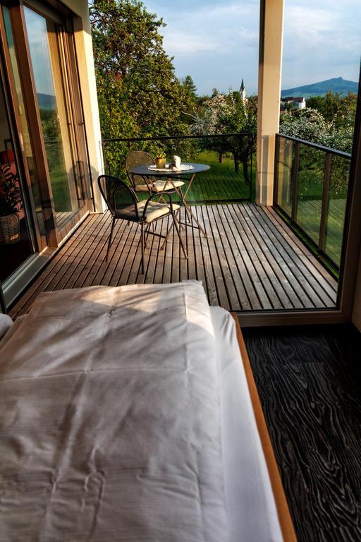 Hewen Apartments Engen Esterno foto